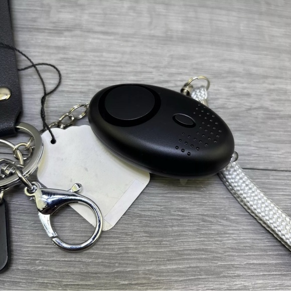 Black Self Defense Keychain w/ Protection Alarm with Pom Pom - Picture 4 of 8